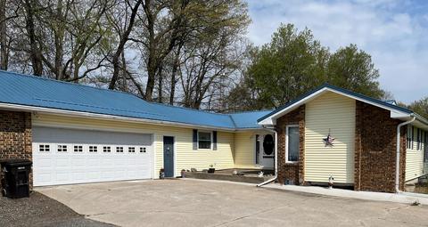 7698 Parsonage Rd, Saranac, MI 48881