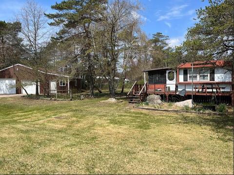 561 S Nancy Dr, White Cloud, MI 49349 photo 4