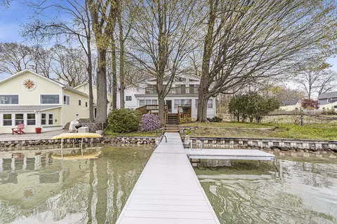 168 E Gull Lake Dr, Augusta, MI 49012 photo 6