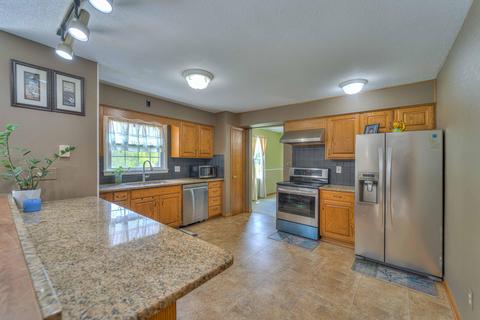 5377 Deer Ridge Rd, Jackson, MI 49201 photo 9