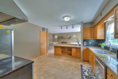 5377 Deer Ridge Rd, Jackson, MI 49201 photo 8