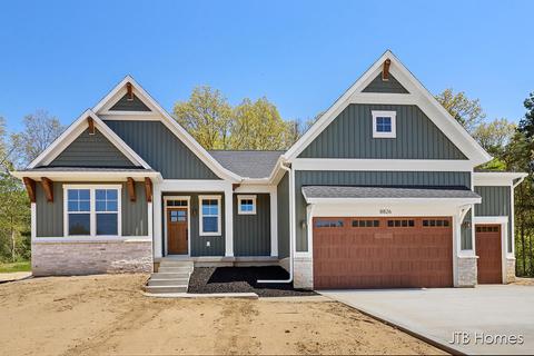 8826 Lapham Dr, Rockford, MI 49341