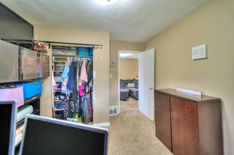 929 S Sutton Rd, Jackson, MI 49203 photo 9