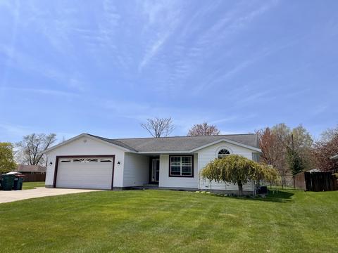 4895 Emerald St, Norton Shores, MI 49441