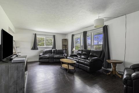 304 Smith St, Crystal, MI 48818 photo 11