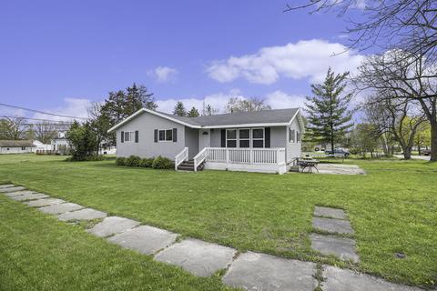 304 Smith St, Crystal, MI 48818 photo 3