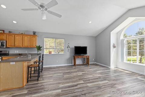 9839 Marble Pines Dr, Lowell, MI 49331 photo 4