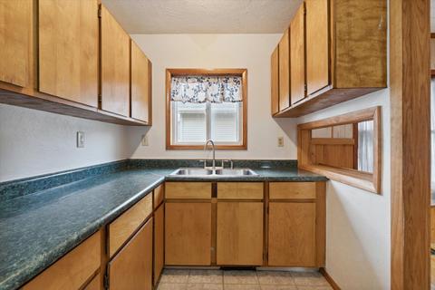2118 Crest Ave, Jackson, MI 49203 photo 17