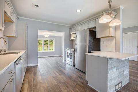 1006 S Main St, Crystal, MI 48818 photo 8