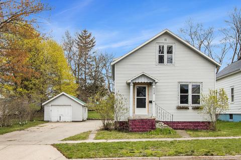 608 Fifth St, Ludington, MI 49431