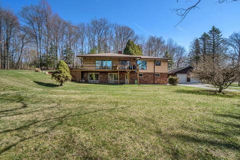 3376 Chippewa Hwy, Manistee, MI 49660