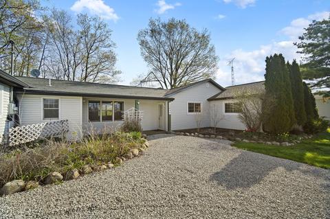 13834 Emens Dr, Hudson, MI 49247 photo 14