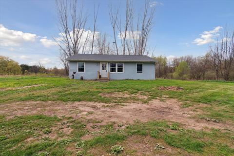 3550 E Stanton Rd, Stanton, MI 48888 photo 4