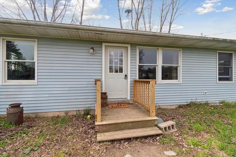 3550 E Stanton Rd, Stanton, MI 48888 photo 2