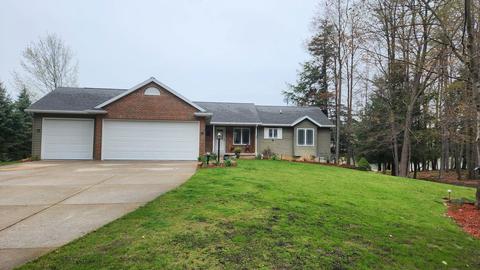 9652 Fawn Lake Dr #690, Canadian Lakes, MI 49346