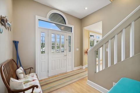 2195 Riverside Pointe Dr, St. Joseph, MI 49085 photo 8