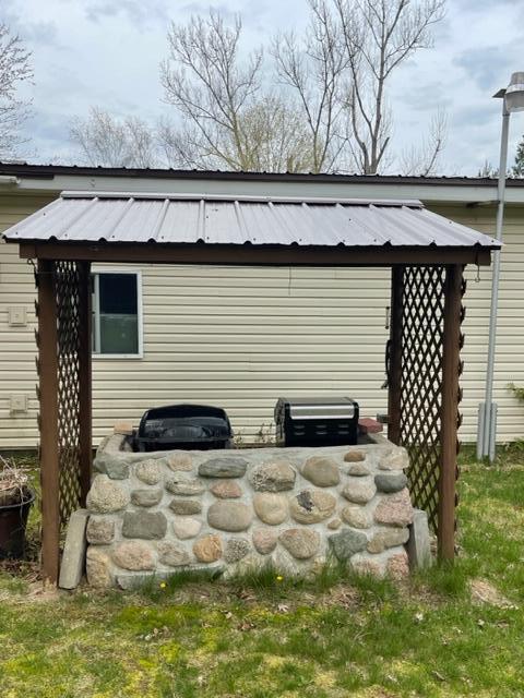 8917 E 64th St, Chase, MI 49623 photo 3