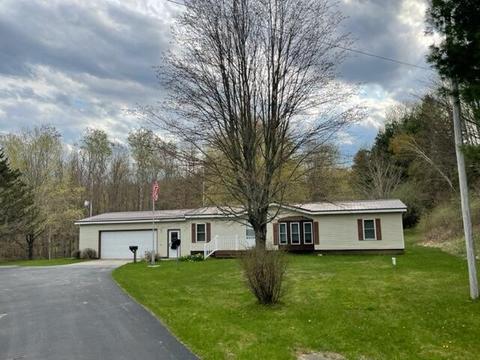 8917 E 64th St, Chase, MI 49623 photo 1