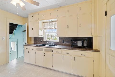 722 Webb St, Jackson, MI 49202 photo 29