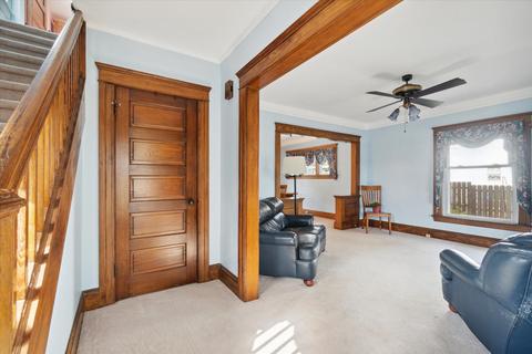 722 Webb St, Jackson, MI 49202 photo 4