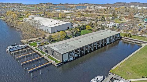 400 Pine St #4, Spring Lake, MI 49456