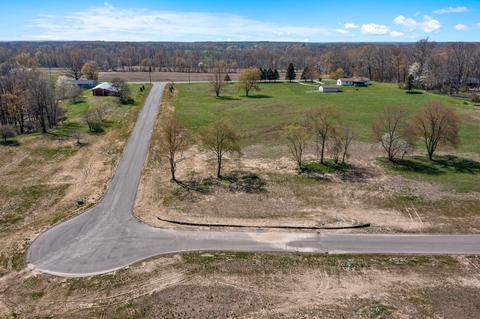 11279 Bancroft Way SE, Alto, MI 49302