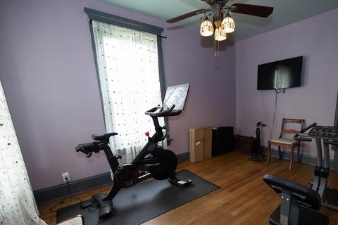 315 E Hanover St, Marshall, MI 49068 photo 8