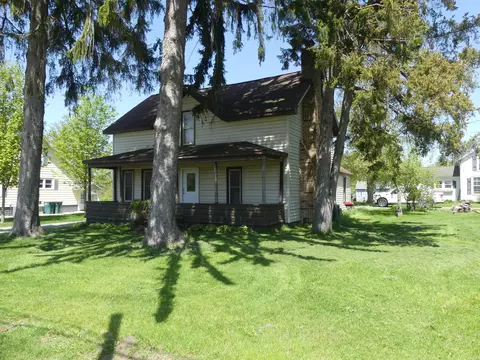 11325 Michigan Ave, Nunica, MI 49448