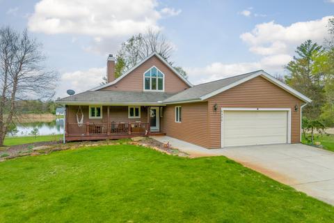 6520 Kilkenny Dr, Canadian Lakes, MI 49346