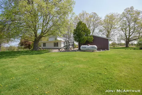 6023 Zahm Rd, Belding, MI 48809 photo 35