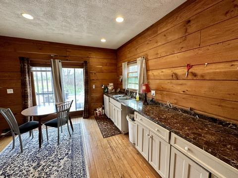 5500 Trumble Rd, Jackson, MI 49201 photo 13