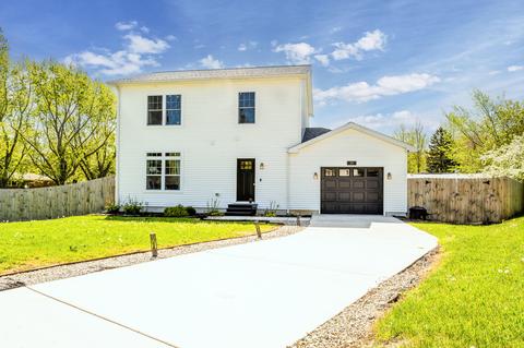 2116 S Hanley Rd, St. Joseph, MI 49085