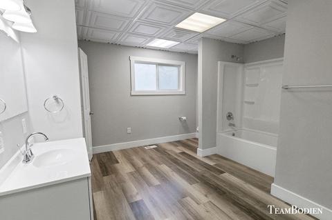 321 W Isabelle St, Belding, MI 48809 photo 12