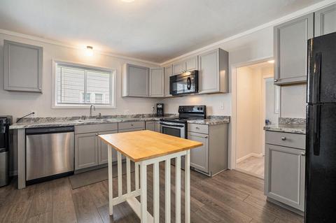 813 Backus St, Jackson, MI 49202 photo 9
