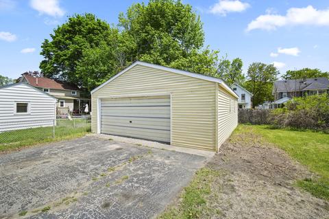 1011 4th St, Jackson, MI 49203 photo 6