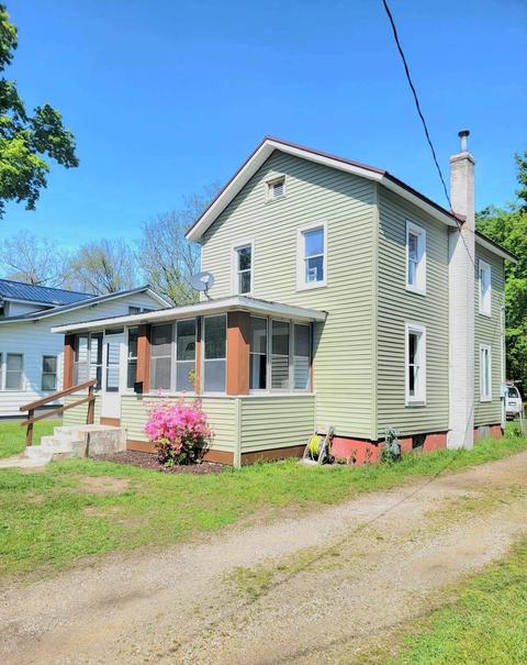 1110 8th St, Three Rivers, MI 49093 photo 2