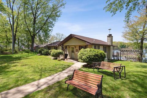 351 Clear Lake Dr, Dowling, MI 49050 photo 5