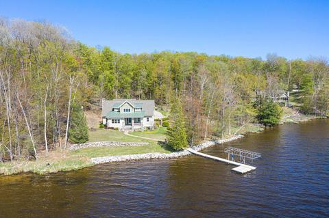4977 W Nurnberg Rd, Free Soil, MI 49411