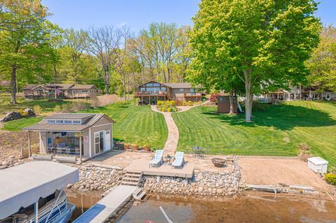 10023 Rosehill Rd, Berrien Springs, MI 49103