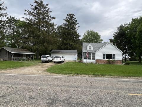 64383 Youngs Prairie Rd, Constantine, MI 49042