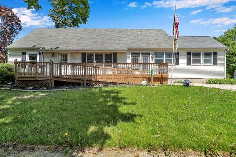 3322 Sylvan Rd, Lansing, MI 48917