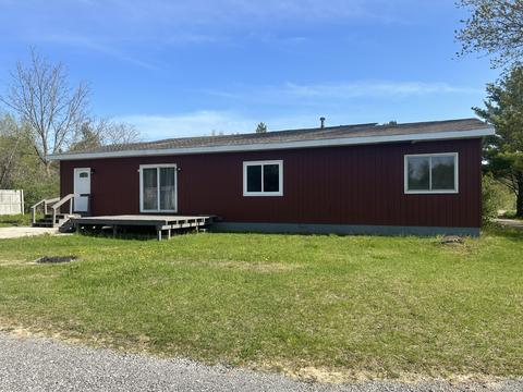 4250 W Hayes Rd, Shelby, MI 49455