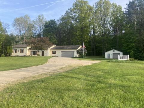 3564 127th Ave, Allegan, MI 49010