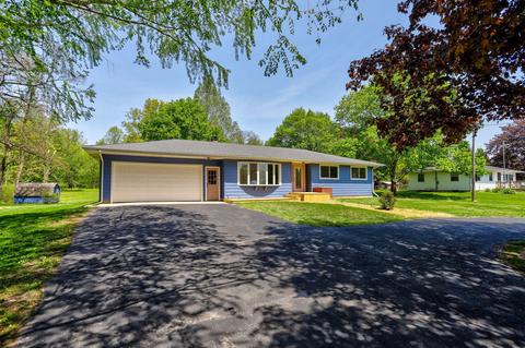 515 W Kalamazoo St, Bloomingdale, MI 49026