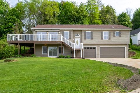 12301 Mac Dr NE, Belding, MI 48809