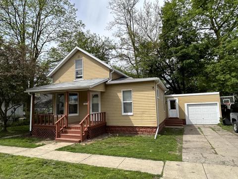 126 S 5th St, Niles, MI 49120