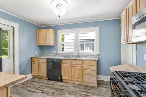 614 N State St, Jackson, MI 49202 photo 13