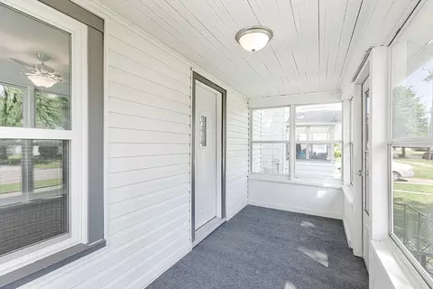 614 N State St, Jackson, MI 49202 photo 6