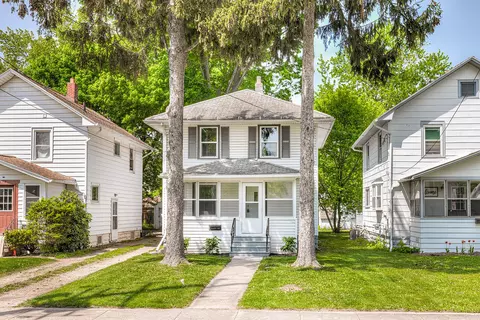 614 N State St, Jackson, MI 49202 photo 4