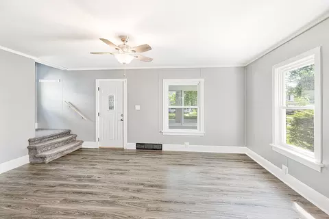 614 N State St, Jackson, MI 49202 photo 8